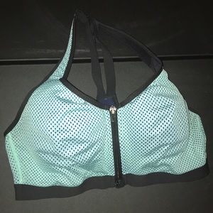 Victoria Secret Sports Bra
